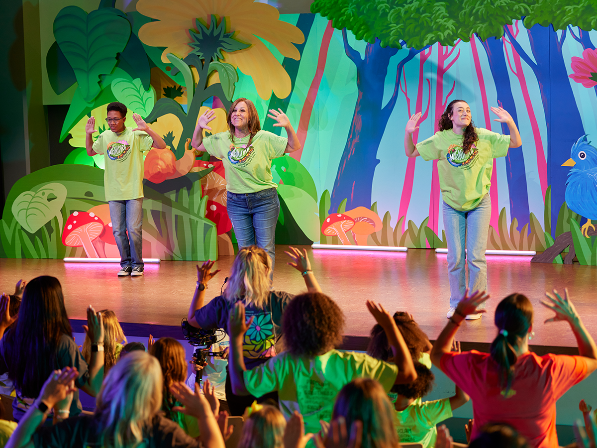 Zoom In On VBS Previews! VBS 2025 Vacation Bible School Lifeway VBS Lifeway Vbs Preview 2025 Schedule